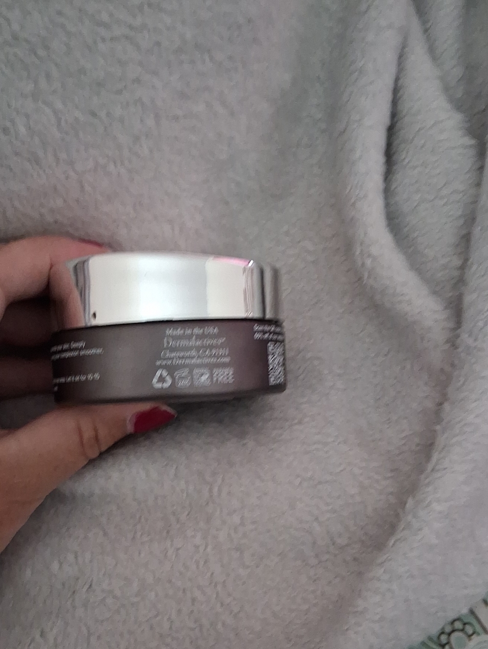 Dermalactives Resurfacing Honey & Charcoal Mask - Gray - Picture 3 of 6